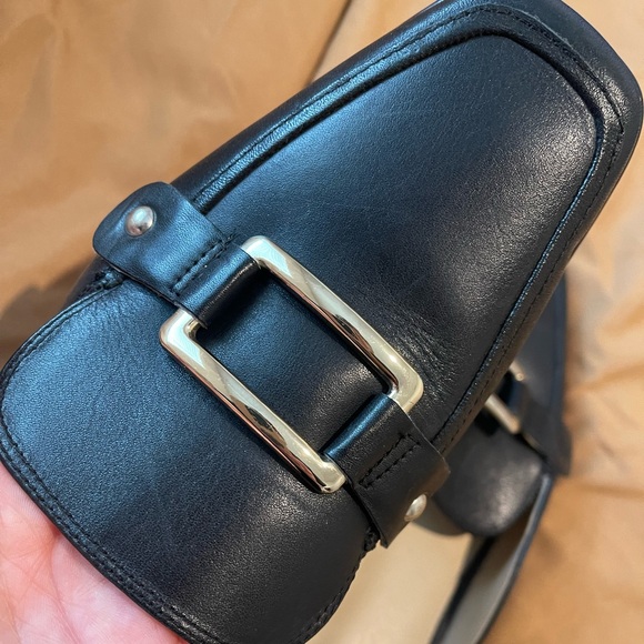 Vintage Vince Camuto Old Money Black Leather W/ Gold Buckle Loafer Size 9.5 - Picture 2 of 12